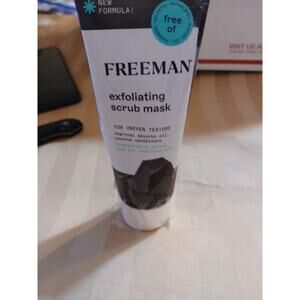 Freeman Exfoliating Charcoal Scrub MASK Facial Mask--3oz
